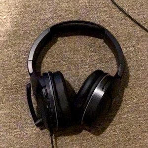 Turtle beach head set